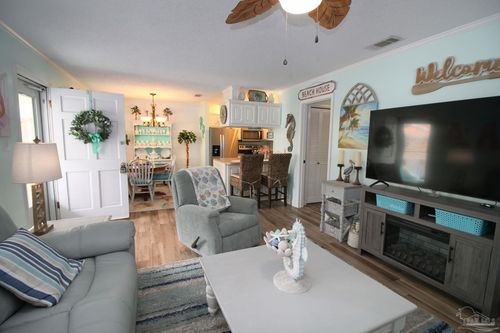 403-1200 Shoreline Dr, Gulf Breeze, FL, 32561-4737 | Card Image