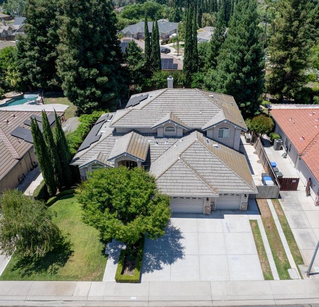 1073 Spring Meadow Drive, House other with 5 bedrooms, 3 bathrooms and null parking in Manteca CA | Image 81