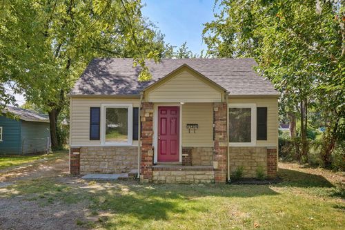 2540 W State St, Springfield, MO, 65802-4942 | Card Image