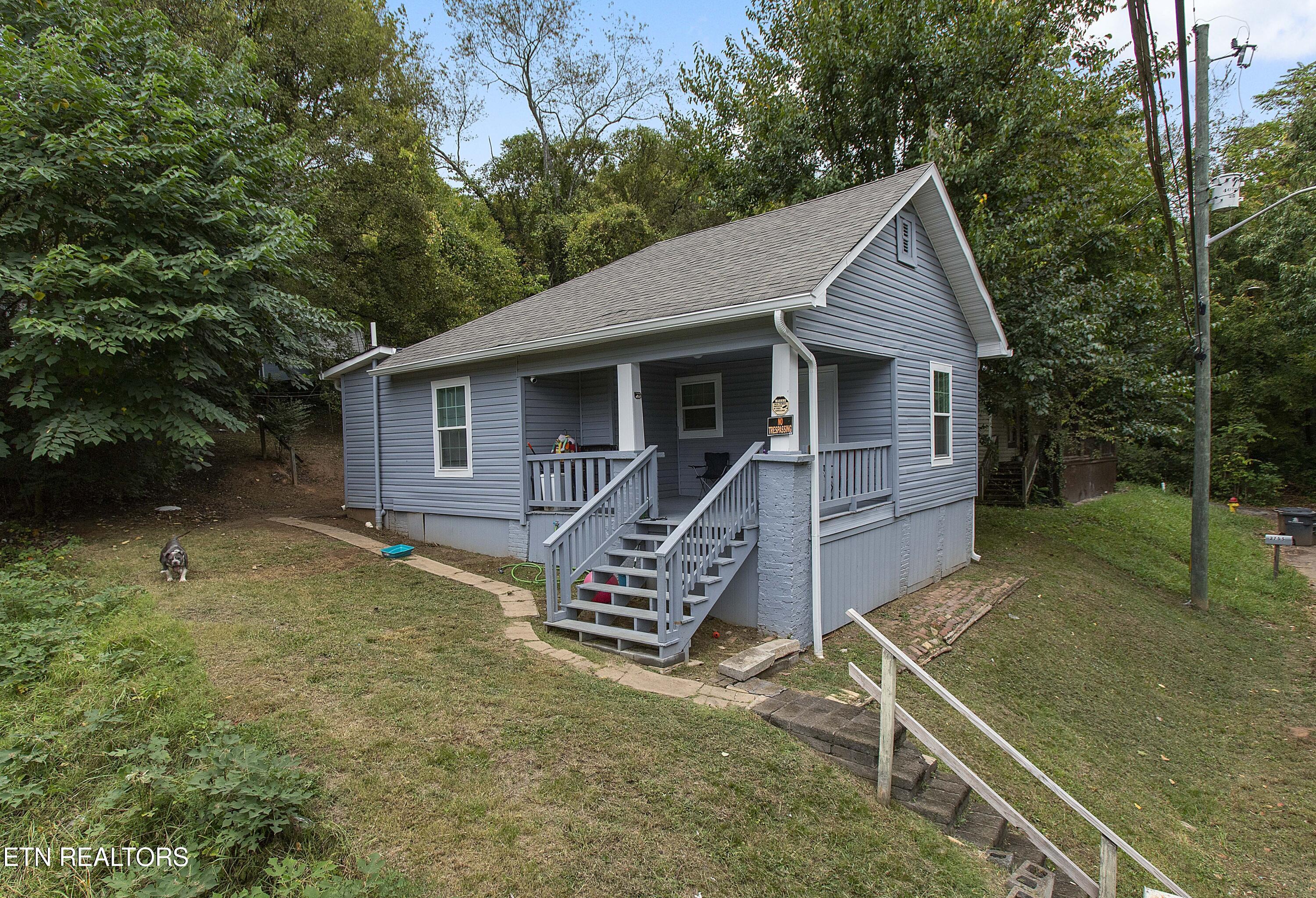 Washington Ave, Knoxville, TN 37917