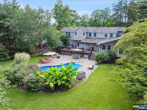 800 B/C Rivervale Road, River Vale, NJ, 07675 | Card Image