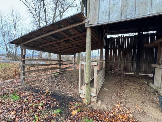 138 Berry Ridge Rd, House other with 2 bedrooms, 1 bathrooms and null parking in Jonesborough TN | Image 15