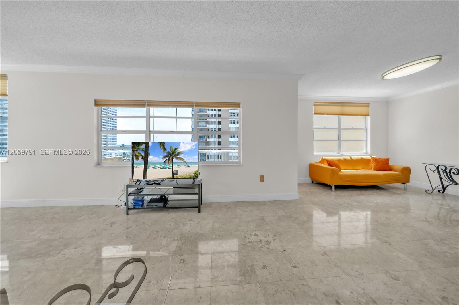 Residential Lease in Hallandale Beach 4