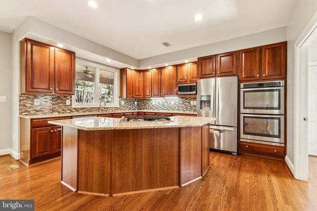 8092 Crooked Oaks Ct, House other with 3 bedrooms, 3 bathrooms and null parking in GAINESVILLE VA | Image 24