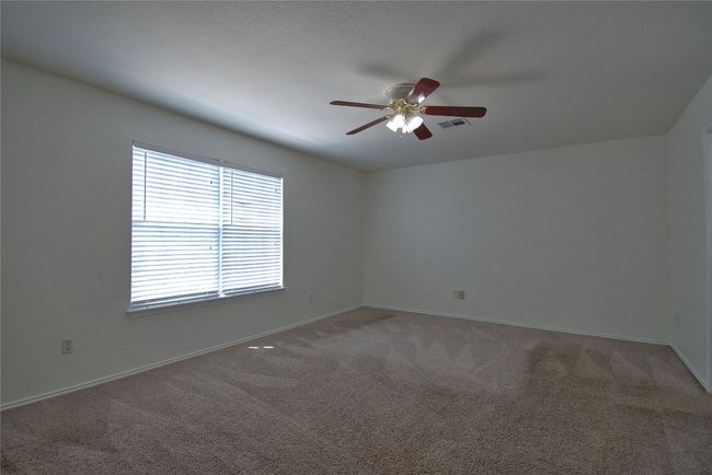 115 Remington Dr, House other with 4 bedrooms, 3 bathrooms and 4 parking in Kyle TX | Image 15