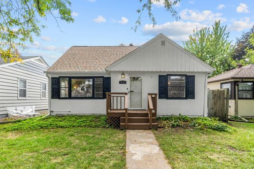 906 Sherwood Avenue, Saint Paul, MN, 55106 | Card Image