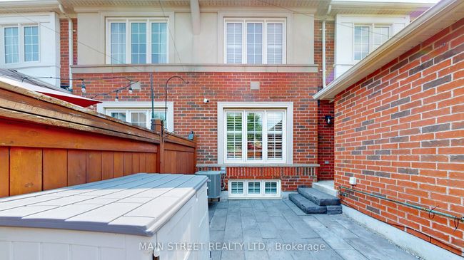 42 Bellchase Trail, House attached with 4 bedrooms, 4 bathrooms and 3 parking in Brampton ON | Image 35
