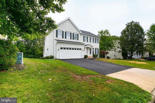 3018 Desert Palm Ct, DUMFRIES, VA, 22026-4520 | Card Image