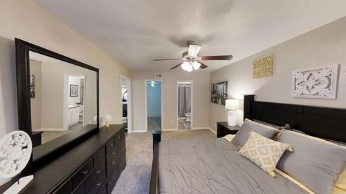 2216-515 S Bender Ave, Humble, TX, 77338-4330 | Card Image