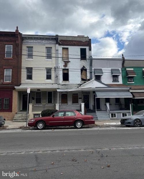 3347 Ridge Ave, PHILADELPHIA, PA, 19132-2830 | Card Image