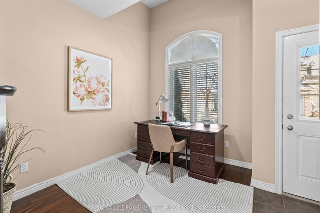 18 - 7 Atessa Dr, Condo with 3 bedrooms, 3 bathrooms and 1 parking in Hamilton ON | Image 4