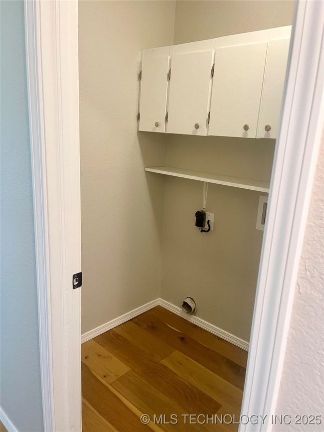 Landry room /storage | Image 14