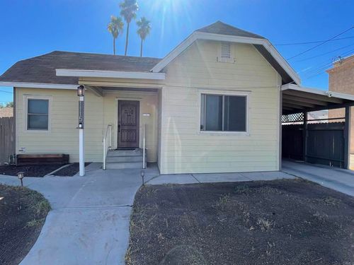 1115 S 6th St, El Centro, CA, 92243-3916 | Card Image