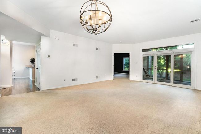 192 Crescent Dr, Townhouse with 2 bedrooms, 2 bathrooms and null parking in Hershey PA | Image 11