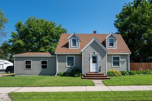 202 Silver St E, Mapleton, MN, 56065-2037 | Card Image
