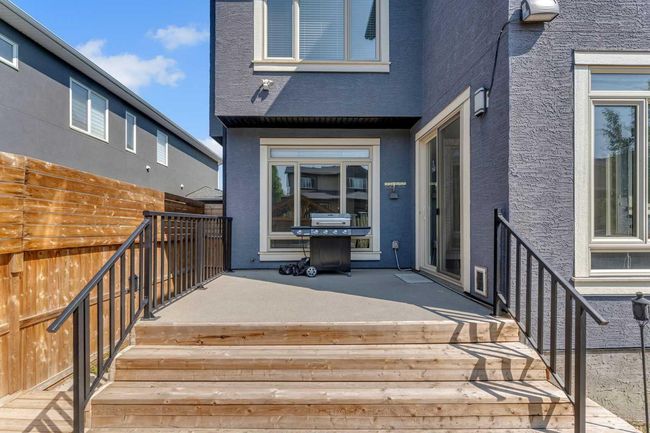 197 Kinniburgh Circle, House other with 5 bedrooms, 5 bathrooms and 6 parking in Chestermere AB | Image 42
