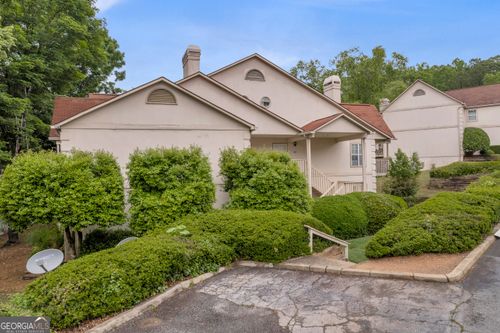 203 Bridge Ln Se, Smyrna, GA, 30082-3834 | Card Image