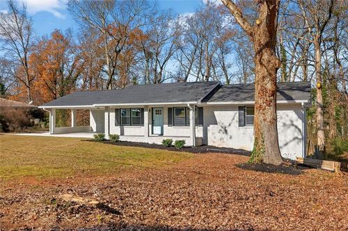 5666 Woodland Dr, Douglasville, GA, 30135-2457 | Card Image