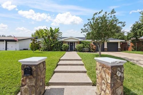 1513 Redbud Ave, McAllen, TX, 78504-4610 | Card Image