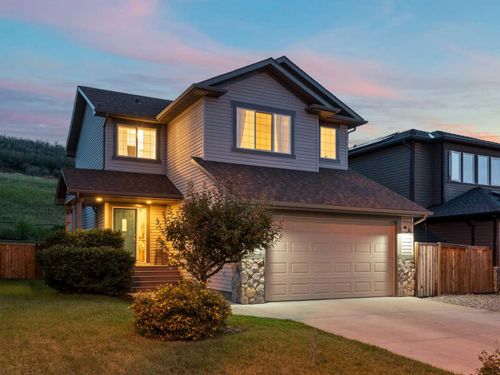 502 Sunrise Hill Sw, Turner Valley, AB, T0L2A0 | Card Image