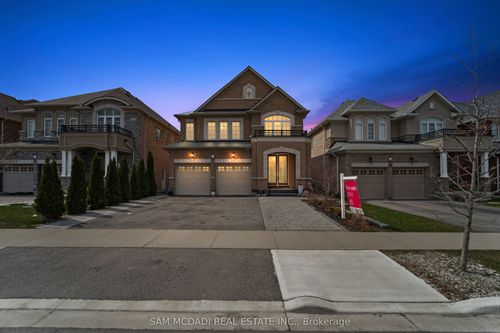 23 Chaumont Dr, Stoney Creek, ON, L8J0J9 | Card Image