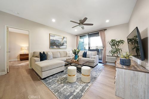 397-20702 El Toro Rd, Lake Forest, CA, 92630-6133 | Card Image