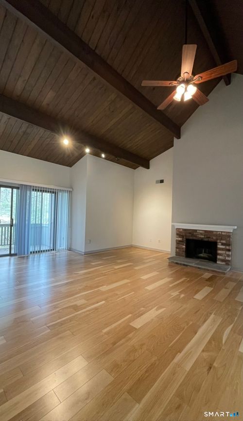 c-14 Algonquin Ln, Stratford, CT, 06614-8136 | Card Image