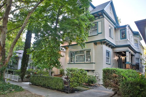 2219 H Street, Sacramento, CA, 95816 | Card Image