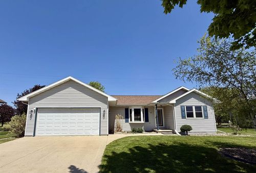 975 Whippoorwill Lane, Fond Du Lac, WI, 54935 | Card Image