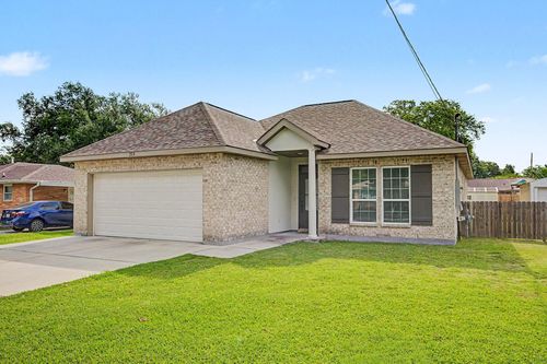 213 Barton Ave, Luling, LA, 70070-5056 | Card Image
