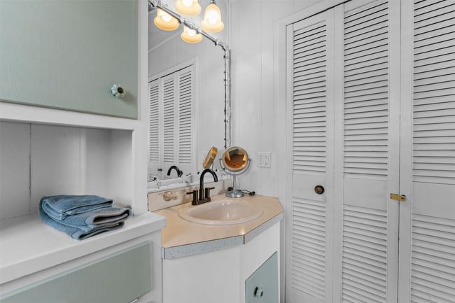 2024 Austin Aisle, House other with 2 bedrooms, 2 bathrooms and null parking in Tool TX | Image 15