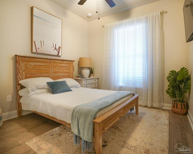 3079 Auburn Pkwy, House other with 4 bedrooms, 2 bathrooms and 2 parking in Gulf Breeze FL | Image 11