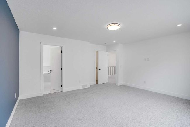 27 Heritage Close, House other with 3 bedrooms, 3 bathrooms and 3 parking in Cochrane AB | Image 17