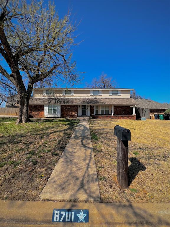 Salsbury Ln, Oklahoma City, OK 73132