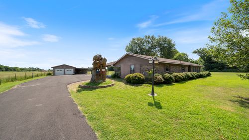 20530 State Highway 64, Canton, TX, 75103-6123 | Card Image