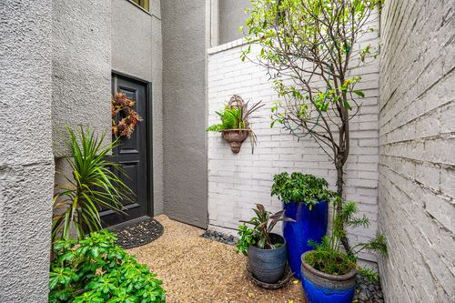 3416 Douglas Ave, Dallas, TX, 75219-2701 | Card Image