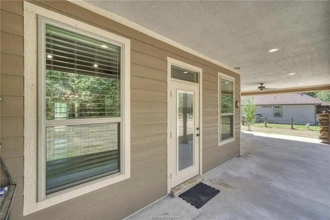 Back Patio | Image 23