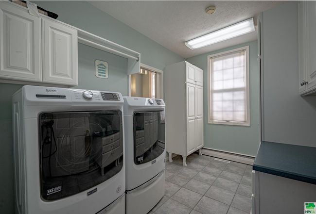 212 E Washington St, House other with 5 bedrooms, 2 bathrooms and null parking in Elk Point SD | Image 13