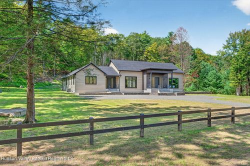 584 Acorn Hill Rd, Olivebridge, NY, 12461-5441 | Card Image