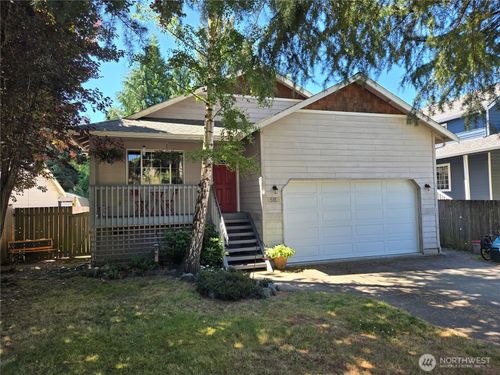 516 Myrtle St, La Conner, WA, 98257-4716 | Card Image