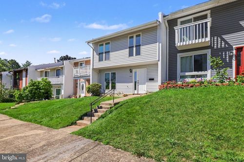 112 Richland Cir, STERLING, VA, 20164-1608 | Card Image