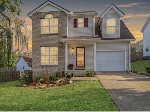 1303 E Nir Shreibman Blvd, LA VERGNE, TN, 37086-2589 | Card Image