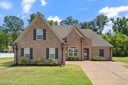2321 Christian Ln, Southaven, MS, 38671-4451 | Card Image