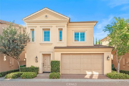 83 Bianco, Irvine, CA, 92618-0106 | Card Image