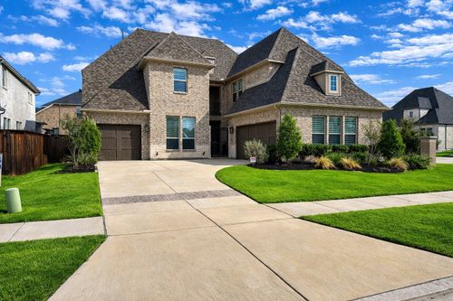6738 Barnes Dr, Frisco, TX, 75034-9724 | Card Image