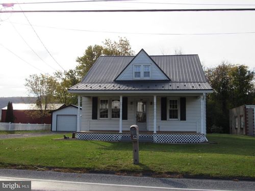 919 E Main Street, HEGINS, PA, 17938 | Card Image