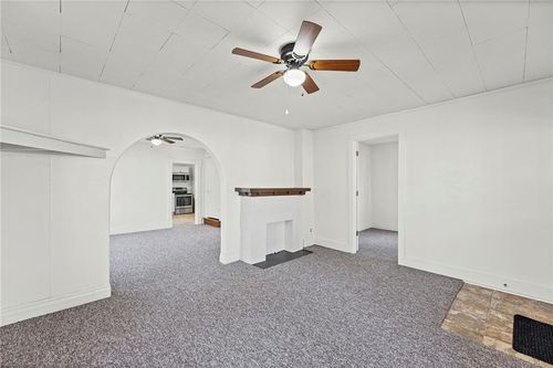 311 S Sycamore St, Iola, KS, 66749-3319 | Card Image