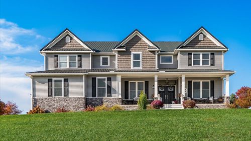 90 Louella Dr, Hebron, OH, 43025-9007 | Card Image