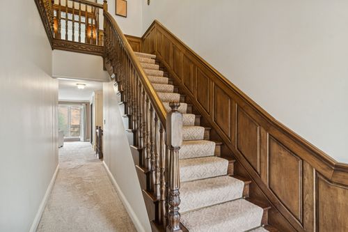 1653 N Belmont Ct, Arlington Heights, IL, 60004-3954 | Card Image