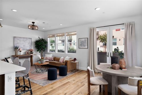 39438 Corvina Ln, Temecula, CA, 92591-0384 | Card Image